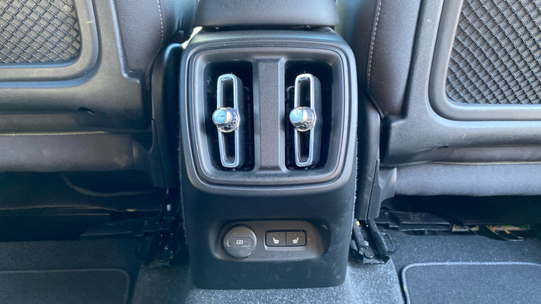 Volvo XC40 2.0 B3P Core 5dr Auto Petrol Estate